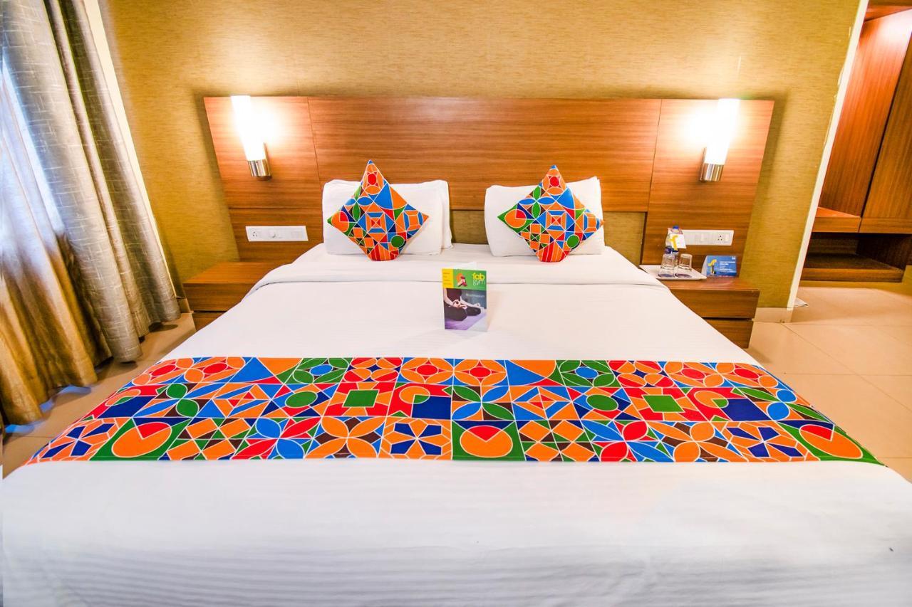 Hotel Sadanand Regency Pimpri-Chinchwad Exterior foto
